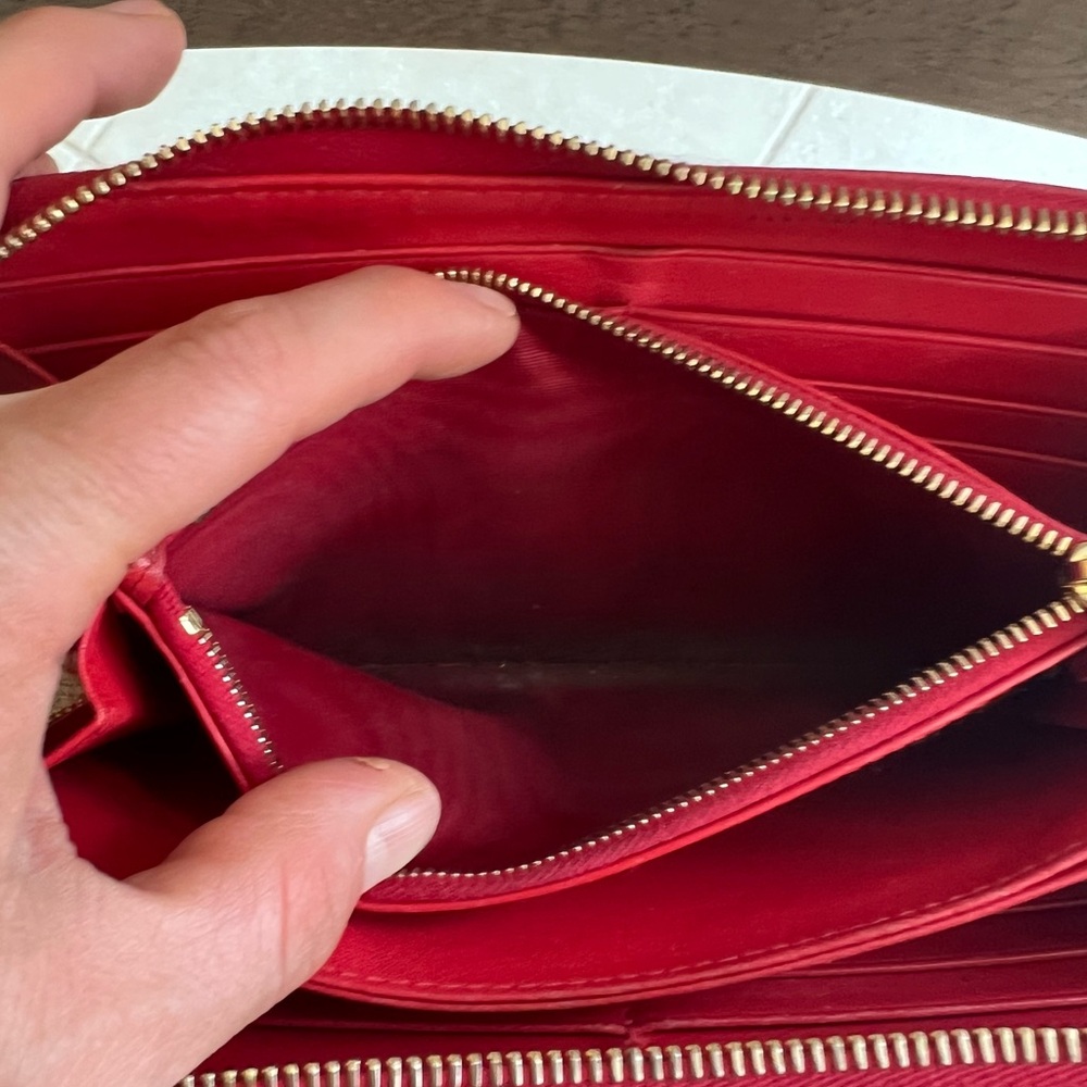 🔴Authentic PRADA Red Wallet🔴 - Picture 8 of 13